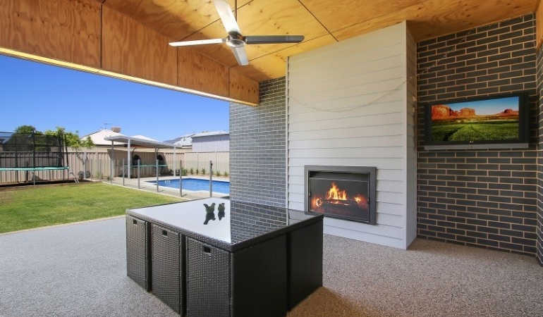 outdoor-fireplaces-h2-4